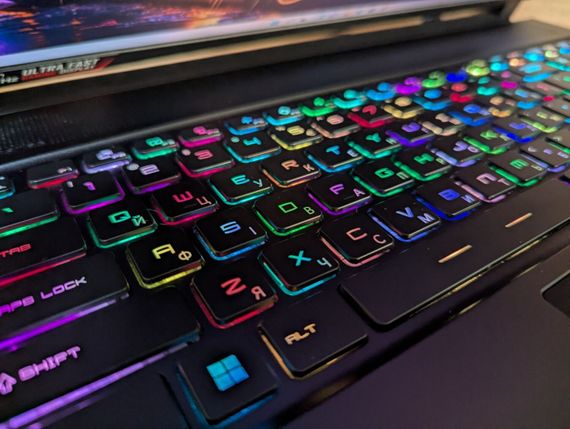 Игровой ноутбук Б-класс MSI GS76 Stealth 11 UG / 17.3" (1920x1080) IPS / Intel Core i9-11900H (8 (16) ядер по 2.1 - 4.9 GHz) / 32 GB DDR4 / 1000 GB SSD / nVidia GeForce RTX 3070, 8 GB GDDR6, 256-bit / WebCam / Windows 11 б/у + Подарок Мышь / USB | Зображення 6
