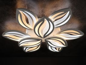 Люстра світлодіодна стельова LED світильник для квартири на стелю лед з пультом 25728 Білий 10х70х70 см.