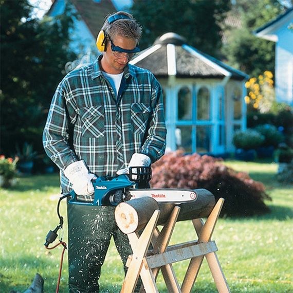 Пила цепная Makita UC4041A электрическая, 400 мм 1800Вт (UC4041A) | Зображення 2