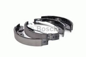 Гальмівні колодки барабані BOSCH 0986487555 на VW SAVEIRO V