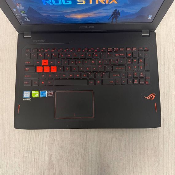 Игровой ноутбук Б-класс Asus ROG Strix GL502VM / 15.6" (1920x1080) IPS / Intel Core i7-7700HQ (4 (8) ядра по 2.8 - 3.8 GHz) / 16 GB DDR4 / 256 GB SSD / nVidia GeForce GTX 1060, 3 GB GDDR5, 192-bit / WebCam б/у | Зображення 3