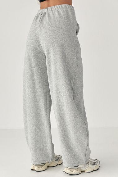 Теплі спортивні штани вільного фасону - світло-сірий цвет, L (є розміри) | Зображення 1