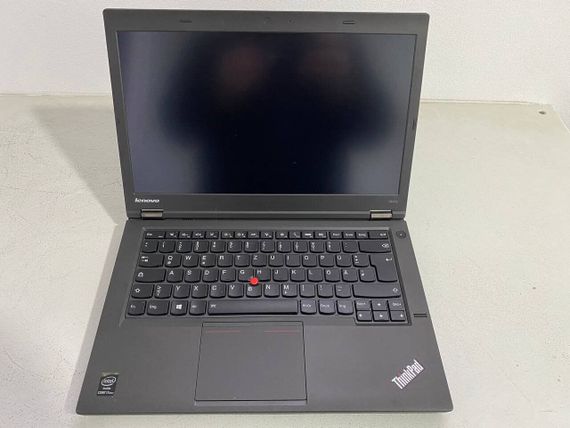 Ноутбук Lenovo ThinkPad T440p / 14" (1920x1080) TN / Intel Core i7-4600M (2 (4) ядра по 2.9 - 3.6 GHz) / 8 GB DDR3 / 240 GB SSD / Intel HD Graphics 4600 / VGA б/у | Зображення 1