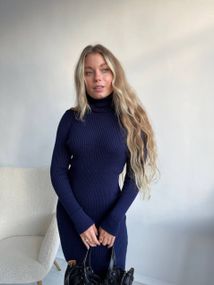 Женское вязаное платье-гольф в обтяжку теплое NO6599 размер единый 42-50 цвет темно-синий