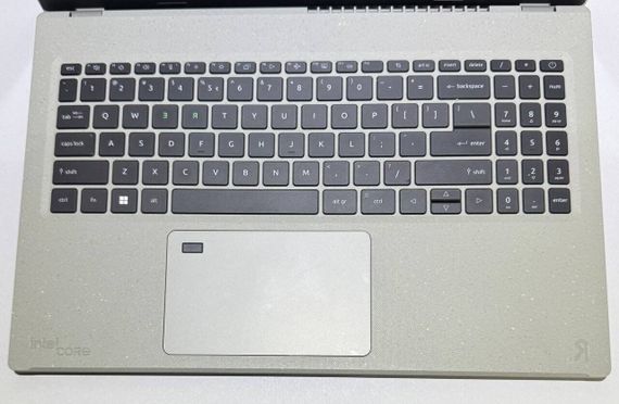 Ноутбук Acer Aspire Vero 15 AV15-54MV / 15.6" (1920x1080) IPS / Intel Core i5-1335U (10 (12) ядер по 3.4 - 4.6 GHz) / 8 GB DDR5 / 512 GB SSD / Intel Iris Xe Graphics / WebCam / Fingerprint б/у | Зображення 2