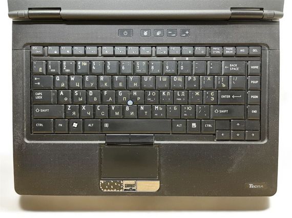 Ноутбук Toshiba Tecra M11 / 14" (1366x768) TN / Intel Core i3-370M (2 (4) ядра по 2.4 GHz) / 4 GB DDR3 / 120 GB SSD / Intel HD Graphics / WebCam б/у | Зображення 4