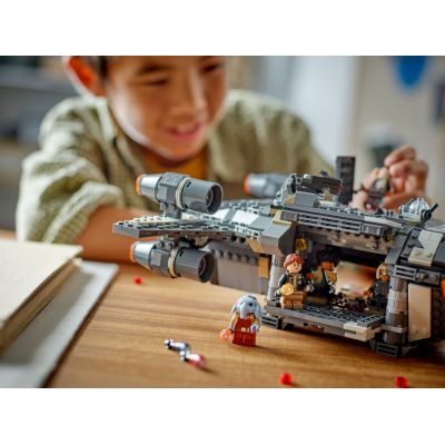 Конструктор LEGO Star Wars The Onyx Cinder Оніксовий попіл 1325 деталей (75374) | Зображення 5