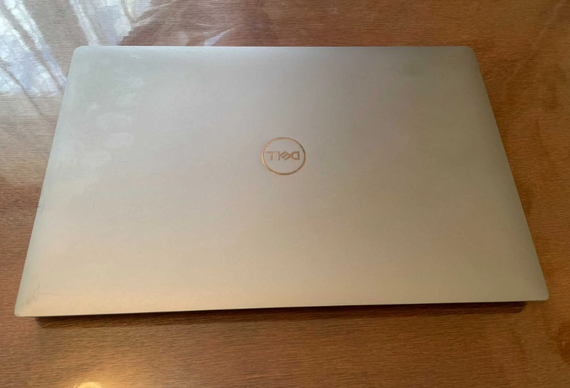 Игровой ноутбук Dell XPS 9570 / 15.6" (1920x1080) IPS / Intel Core i7-8750H (6 (12) ядер по 2.2 - 4.1 GHz) / 16 GB DDR4 / 256 GB SSD / nVidia GeForce GTX 1050 Ti, 4 GB GDDR5, 128-bit / WebCam б/у | Зображення 3