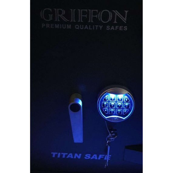 Сейф огневзломостойкий Griffon CLE II.120.K.E | Зображення 8