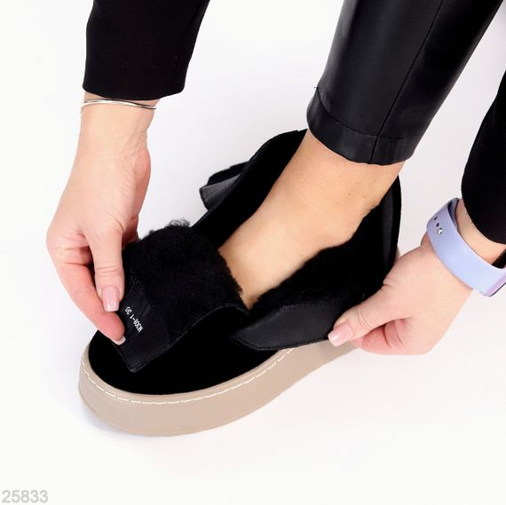 Модні замшеві зимові чорні прошиті черевики на бежевій платформі | Зображення 6