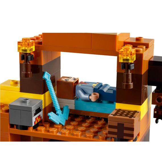 Конструктор LEGO Minecraft Покинута шахта у безплідних землях (21263) | Зображення 5