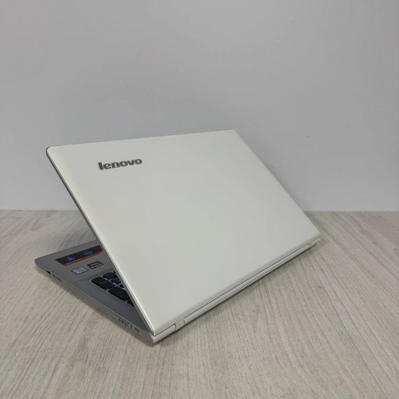 Ноутбук Lenovo IdeaPad 500-15ISK / 15.6" (1920x1080) TN / Intel Core i5-6200U (2 (4) ядра по 2.3 - 2.8 GHz) / 8 GB DDR3 / 256 GB SSD / AMD Radeon R7 M360, 2 GB GDDR3, 64-bit / WebCam б/у | Зображення 4