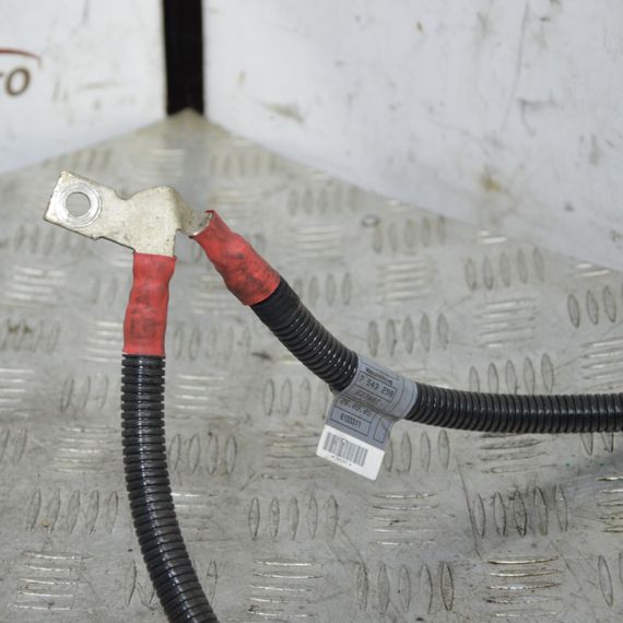 Провід акумулятора плюсовий BMW E60 2003-2010 Кабель стартера БМВ е60 7543298 | Зображення 1