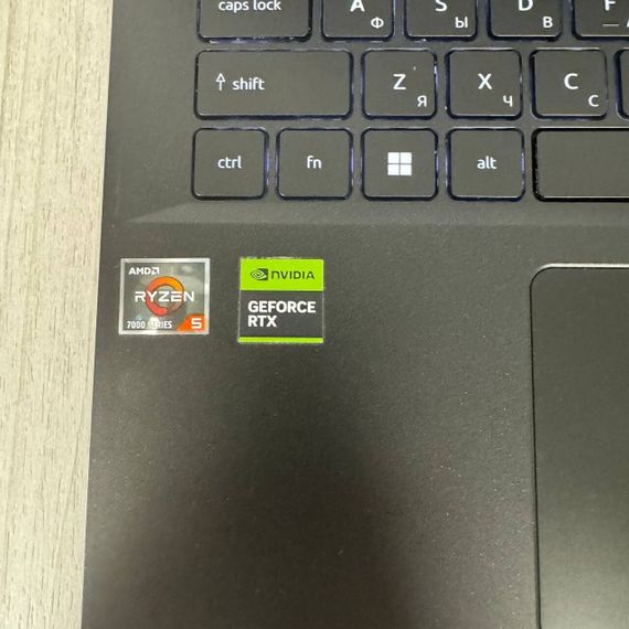 Игровой ноутбук Acer Nitro V15 ANV15-41 / 15.6" (1920x1080) IPS / AMD Ryzen 5 7535HS (6 (12) ядер по 3.3 - 4.55 GHz) / 16 GB DDR5 / 512 GB SSD / nVidia GeForce RTX 4060, 8 GB GDDR6, 128-bit / WebCam б/у | Зображення 5