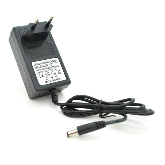 Зарядное устройство для аккумуляторов Li-ion 25.2V2A, 6S, штекер 5.5x2.1