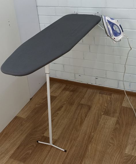 Прасувальна дошка настінна на опорі, 114*34