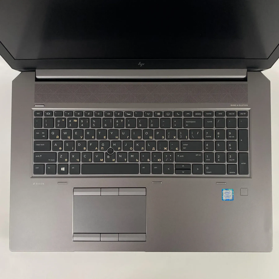 Мобільна робоча станція Б-клас HP zBook 17 G6 / 17.3" (1920x1080) IPS / Intel Core i7-9750H (6 (12) ядер по 2.6 - 4.5 GHz) / 16 GB DDR4 / 512 GB SSD / nVidia Quadro T1000, 4 GB GDDR5, 128-bit / WebCam / TouchID б/в + Подарунок Бездротова миша / USB | Зображення 2