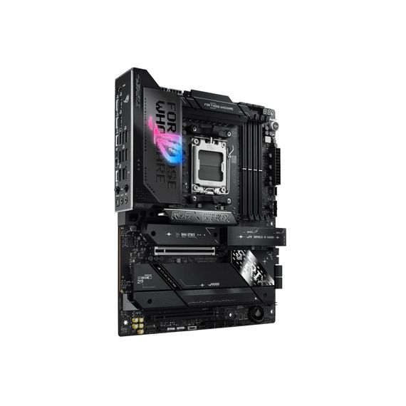 Материнська плата ASUS ROG STRIX X870E-E GAMING WIFI | Зображення 1