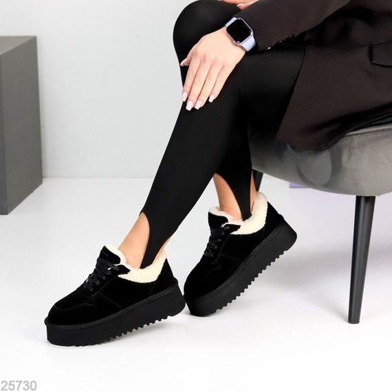 Чорні кросівки уги натуральна замша + бежеве хутро Тедді 40