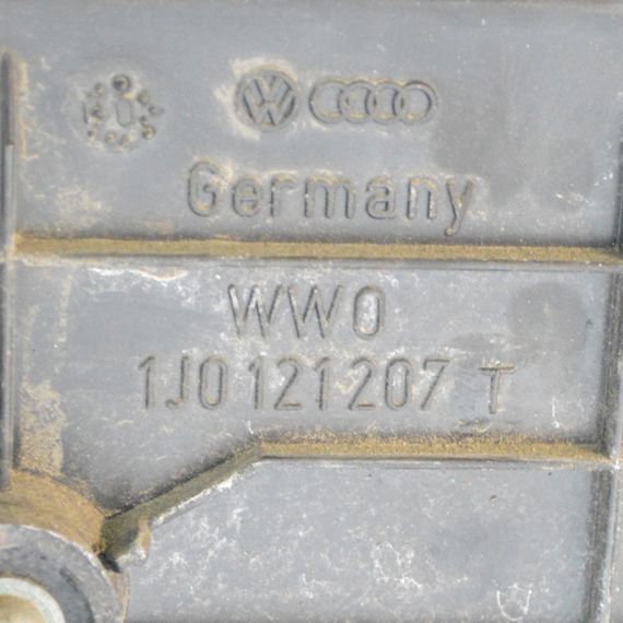 Корпус вентилятора радіатора Seat Leon Toledo Дифузор радіатора охолодження Сєат Леон Толедо 1J0121207T | Зображення 2