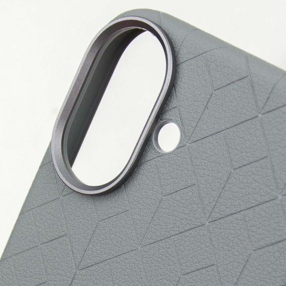 Шкіряний чохол Carved with MagSafe для Apple iPhone 16 (6.1") Grey | Зображення 5