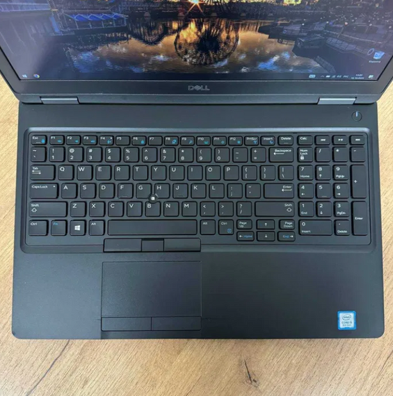 Ноутбук Dell Latitude 5590 FHD IPS i5 8250U 8Gb SSD 128Gb Б/В | Зображення 3