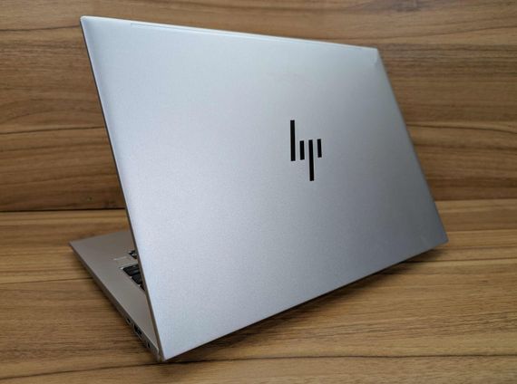 Ультрабук Б-класс HP EliteBook 840 G10 / 14" (1920x1080) IPS / Intel Core i5-1345U (10 (12) ядер по 3.5 - 4.7 GHz) / 16 GB DDR5 / 512 GB SSD / Intel Iris Xe Graphics / WebCam / TouchID / Windows 11 б/у + Подарок беспроводная мышь / USB | Зображення 9