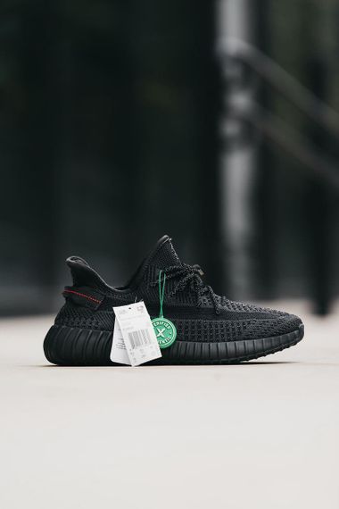 Кросівки Yeezy Boost 350 v2 Black (Шнурки рефлектив) , В'єтнам 0001 | Зображення 1