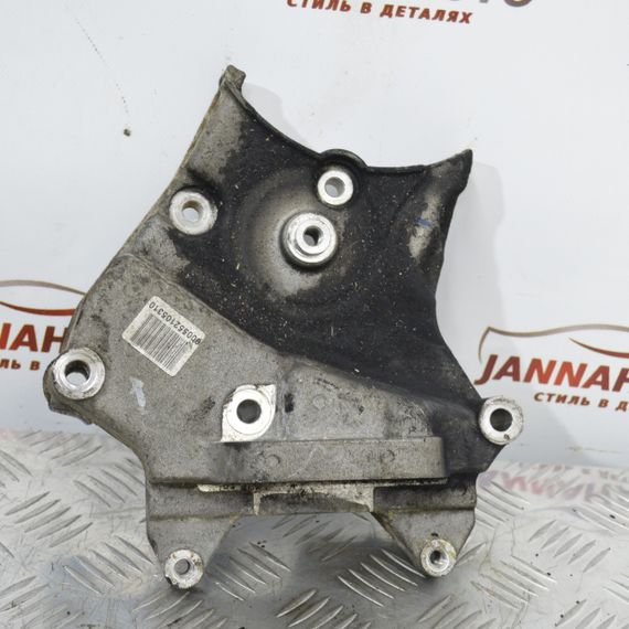 Кронштейн двигуна 1.9 JTD Fiat Doblo кріплення мотора Фіат Добло 55210531