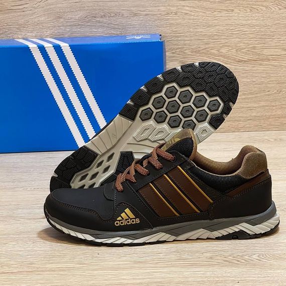 Шкіряні кросівки  Adidas  чорні