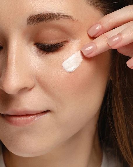 Адаптивний тонуючий СС крем для обличчя UNICO CC Cream with SPF35 (30 ml) | Зображення 2