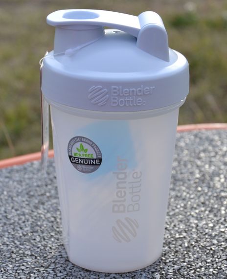 Спортивний шейкер BlenderBottle Original Classic 20oz/590ml White | Зображення 2