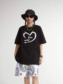 Жіноча футболка з мерчем