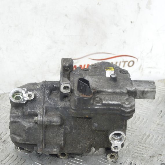 Компресор кондиціонера 1.8 16V Toyota Auris Prius III 2009-2015 Компресор кондиціонера Тойота 0422001031