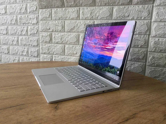 Ноутбук Microsoft Surf 13.5"3000x2000/IPS/Touch/i5 6300U/8/SSD256/Nvidia-1Gb | Зображення 1