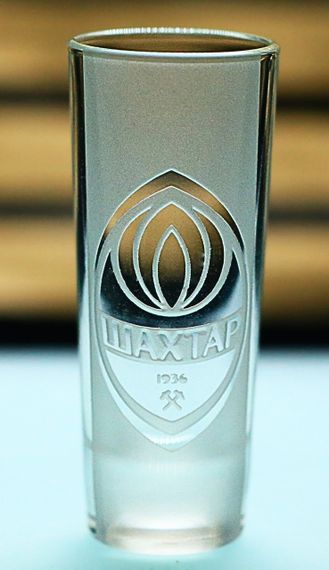 Скляна чарка 60мл ФК Шахтар Донецьк з гравіюванням подарунок для фаната стопка  футбольна стопка