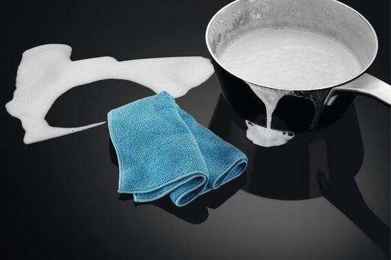 Варильна поверхня Electrolux комбінована (2 газ + 2 інд) KDI641723K | Зображення 6