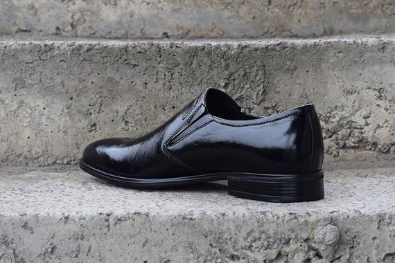 Мужские лакированные туфли 39 размер | Зображення 3