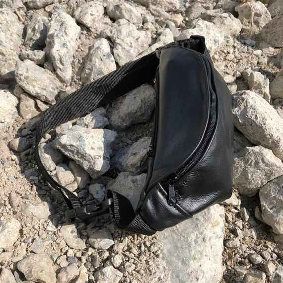 Шкіряна бананка, чоловіча сумка жіноча з натуральної шкіри, WB-134 чорна барсетка