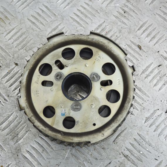 Маточина шестерні розподілвалу 2.0 TDI Volkswagen Caddy Touran Маточина шестерні Фольксваген Кадді 03G109239B | Зображення 1