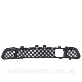 68203217AA Решетка переднего бампера под дистроник Jeep Cherokee 14-18