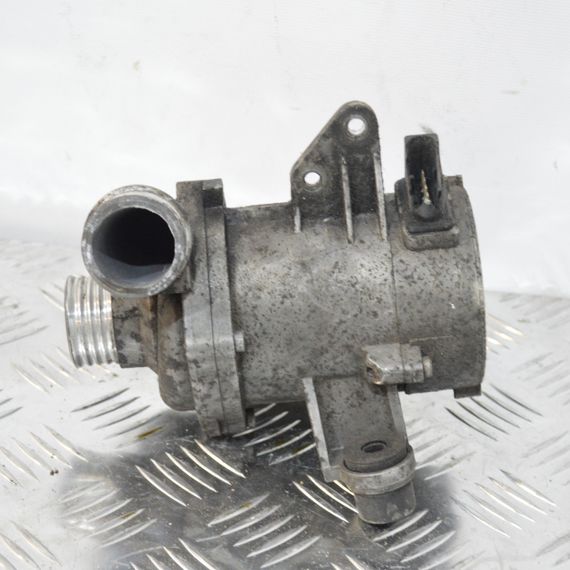 Водяний насос електричний BMW E60 E62 E81 E82 E87 E88 E90 E91 E93 2006-2013 Насос води БМВ е60 е61 е81 е82 е90 е91 11517561229 | Зображення 1