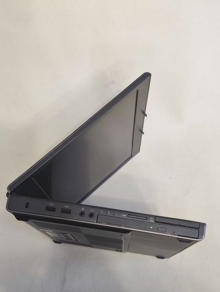 Мобільна робоча станція Dell Precision M4800 / 15.6" (1920x1080) IPS / Intel Core i7-4710MQ (4 (8) ядра по 2.5 - 3.5 GHz) / 8 GB DDR3 / 256 GB SSD / AMD FirePro M5100, 2 GB GDDR5, 128-bit / WebCam / DVD-ROM б/в | Зображення 4