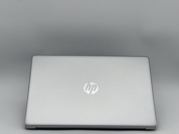 Ноутбук Б-клас HP 15-dy2045nr / 15.6" (1920x1080) IPS / Intel Core i5-1135G7 (4 (8) ядра по 4.2 GHz) / 16 GB DDR4 / 240 GB SSD / Intel UHD Graphics / WebCam б/в + Подарунок Бездротова миша HOCO GM28 | Зображення 4
