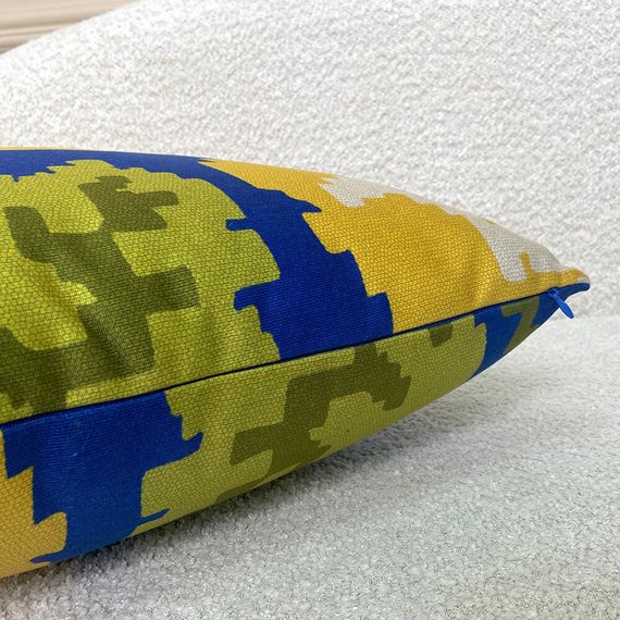 Подушка диванная с бархата В стиле вышивки 45x45 см (45BP_23J006) | Зображення 2