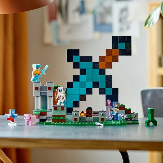 Дитячий конструктор Minecraft MyWorld діамантовий меч Майнкрафт з підсвічуванням 1441 деталь конструктор | Зображення 3