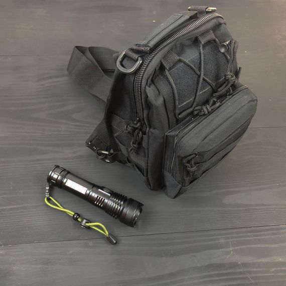 Набір: армійська чорна сумка + тактичний ліхтар професійний UW-185 POLICE BL-X71-P50