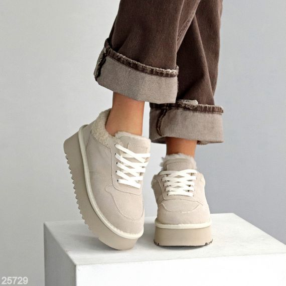 Світлі бежеві кросівки уги натуральна замша + хутро Тедді 40