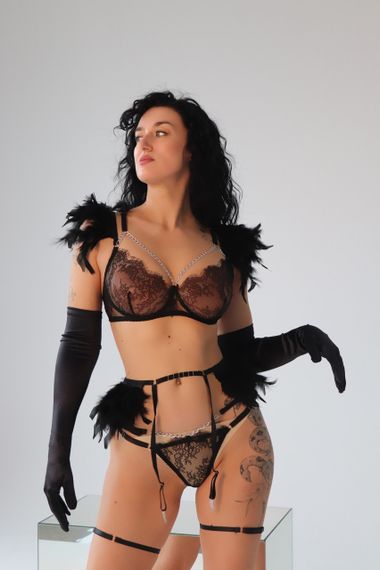 Спокусливий комплект із пір'ям «Paradise», чорний розмір M sexstyle | Зображення 1