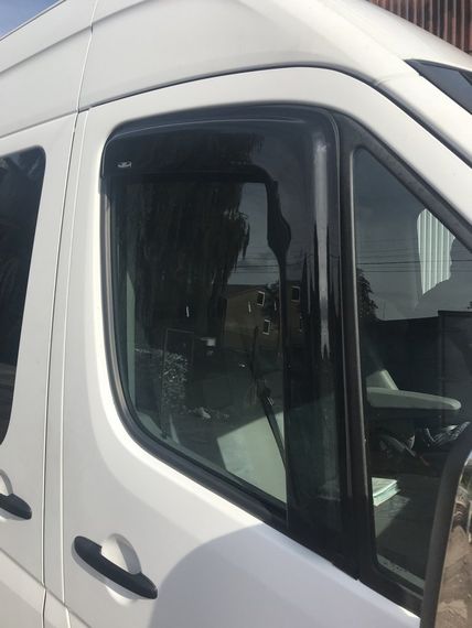 Вітровики клеючі (2 шт, HIC) для Mercedes Sprinter 2006-2018 рр | Зображення 2